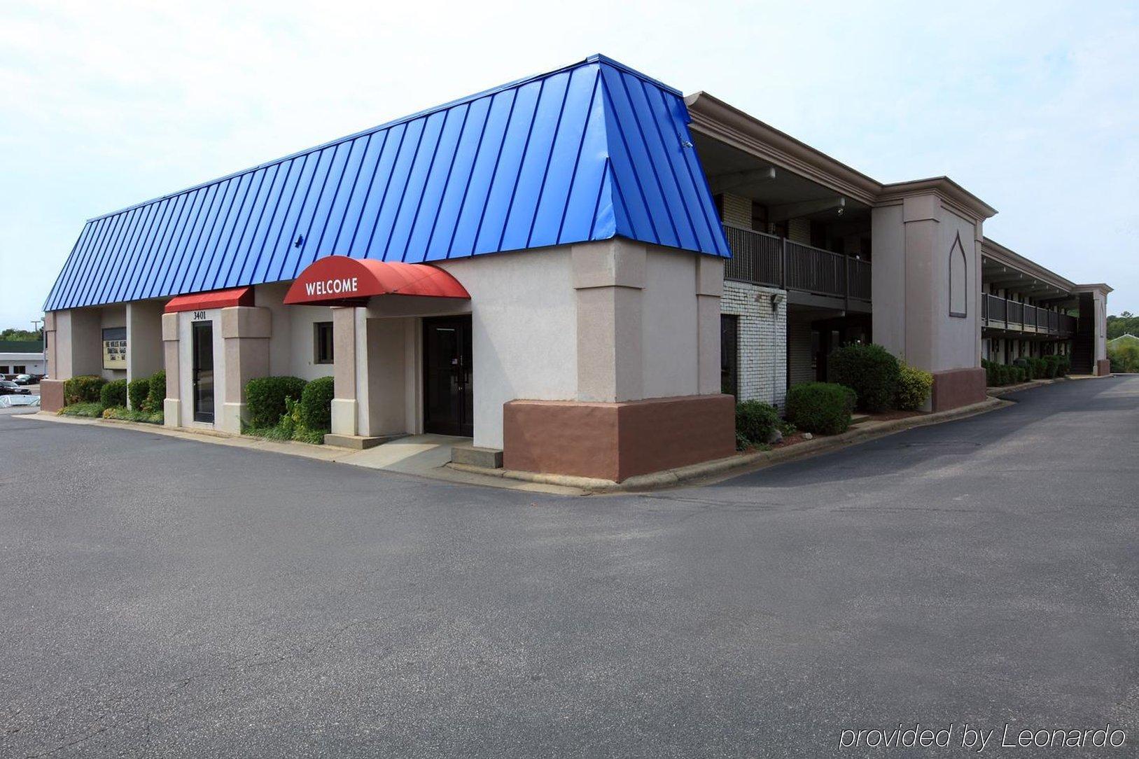 Americas Best Value Inn North Capital Ралі Екстер'єр фото