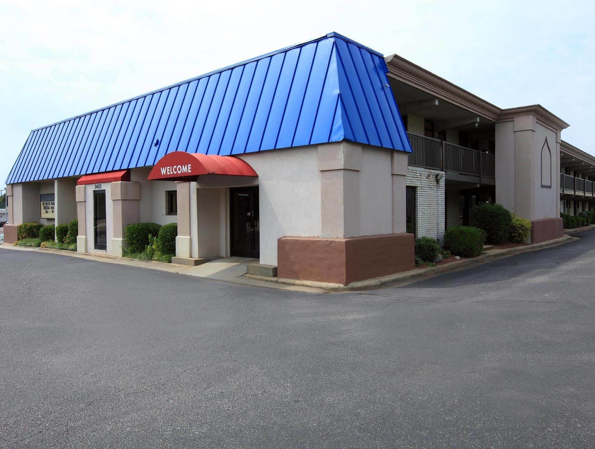 Americas Best Value Inn North Capital Ралі Екстер'єр фото